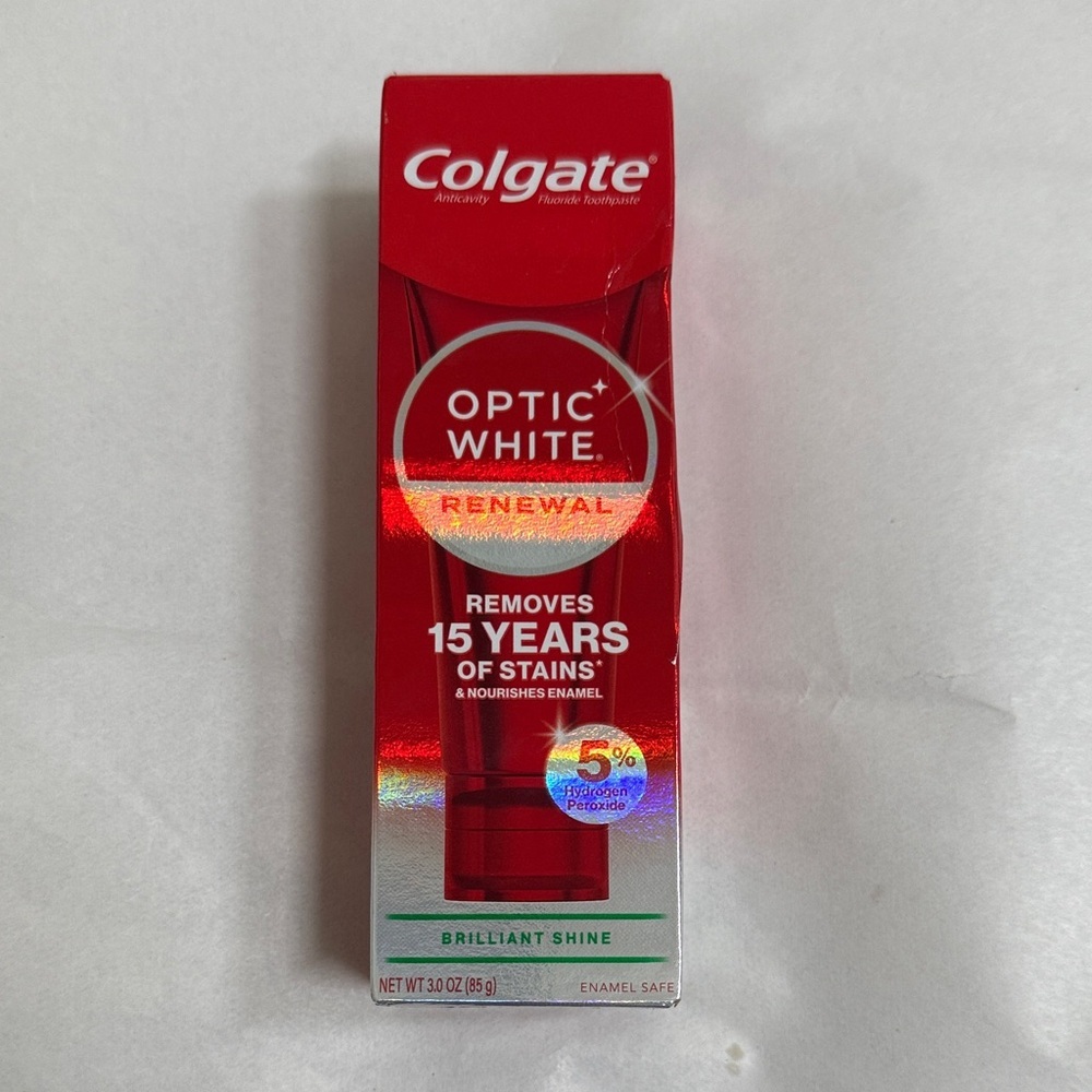 Colgate Optic White Renewal Toothpaste - Red
